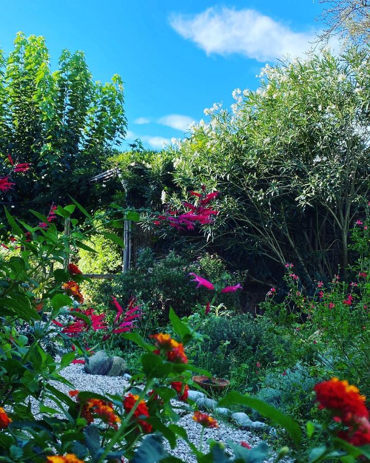 La Poterie Bed & Breakfast Carresse ภายนอก รูปภาพ