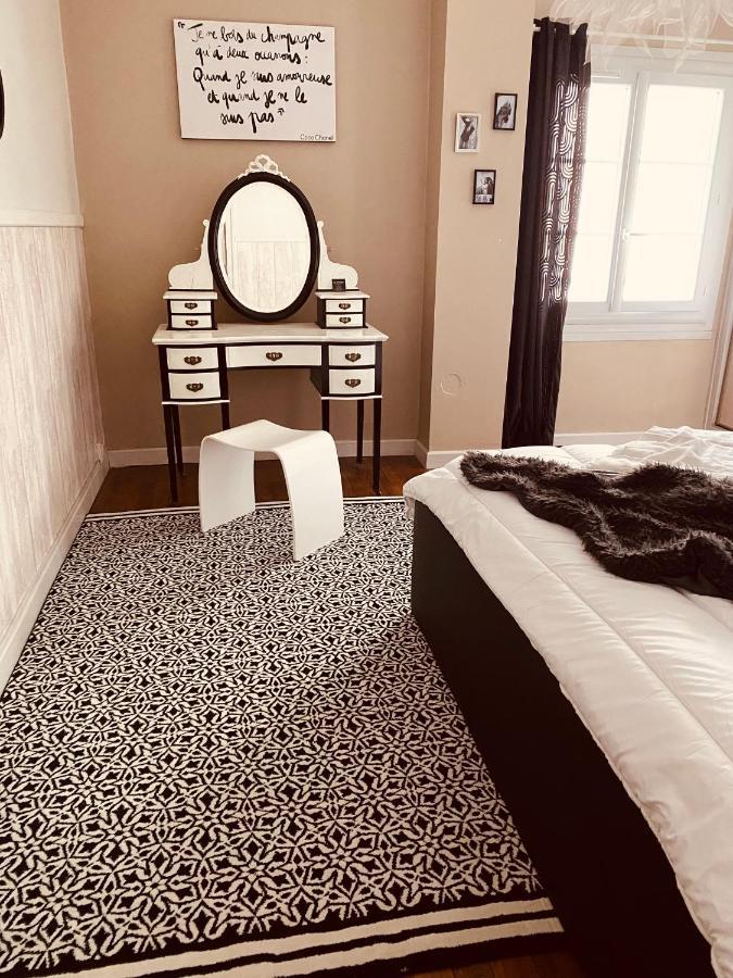 La Poterie Bed & Breakfast Carresse ภายนอก รูปภาพ
